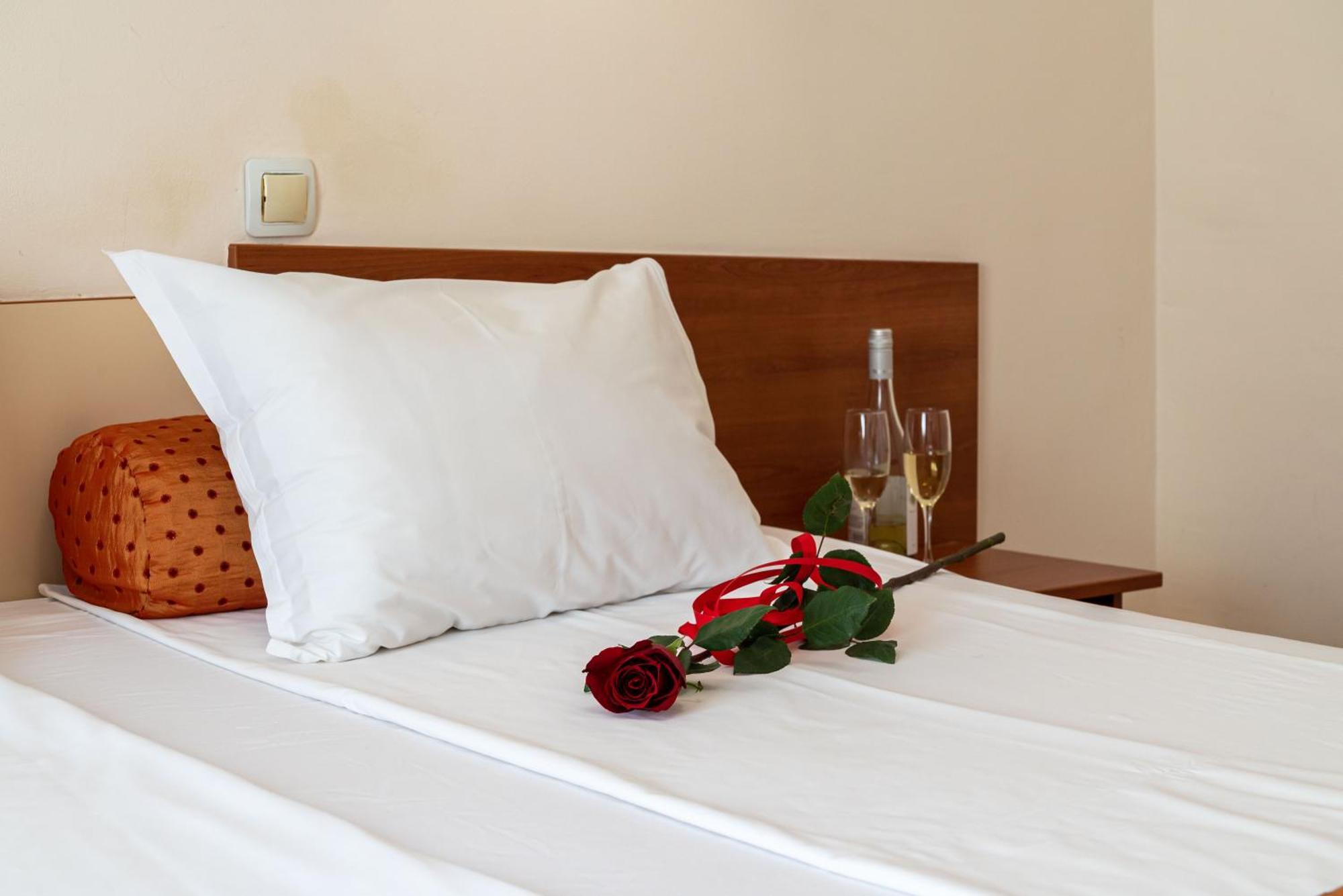 Primavera 1 Hotel Pazardžik Esterno foto