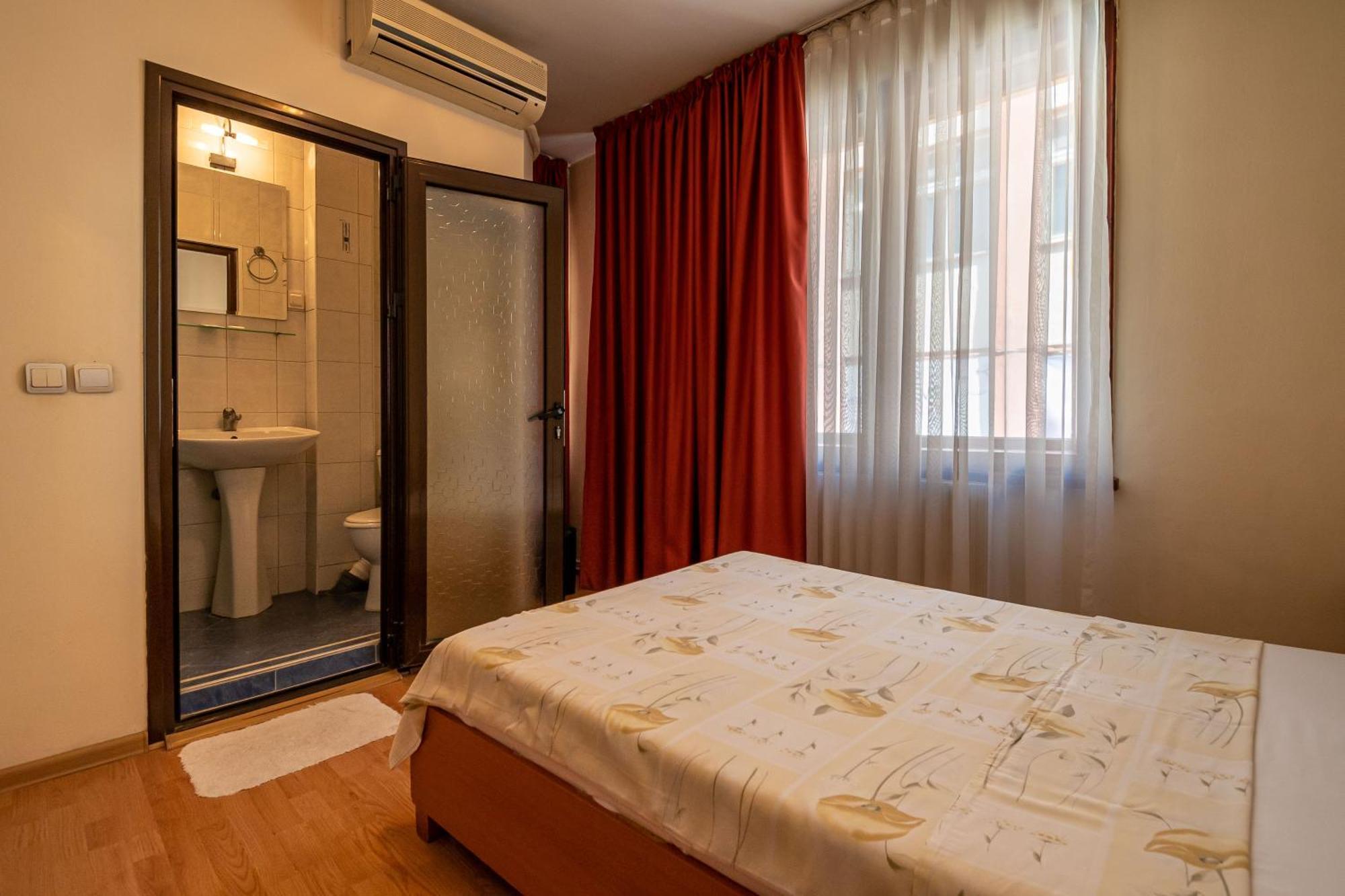 Primavera 1 Hotel Pazardžik Esterno foto